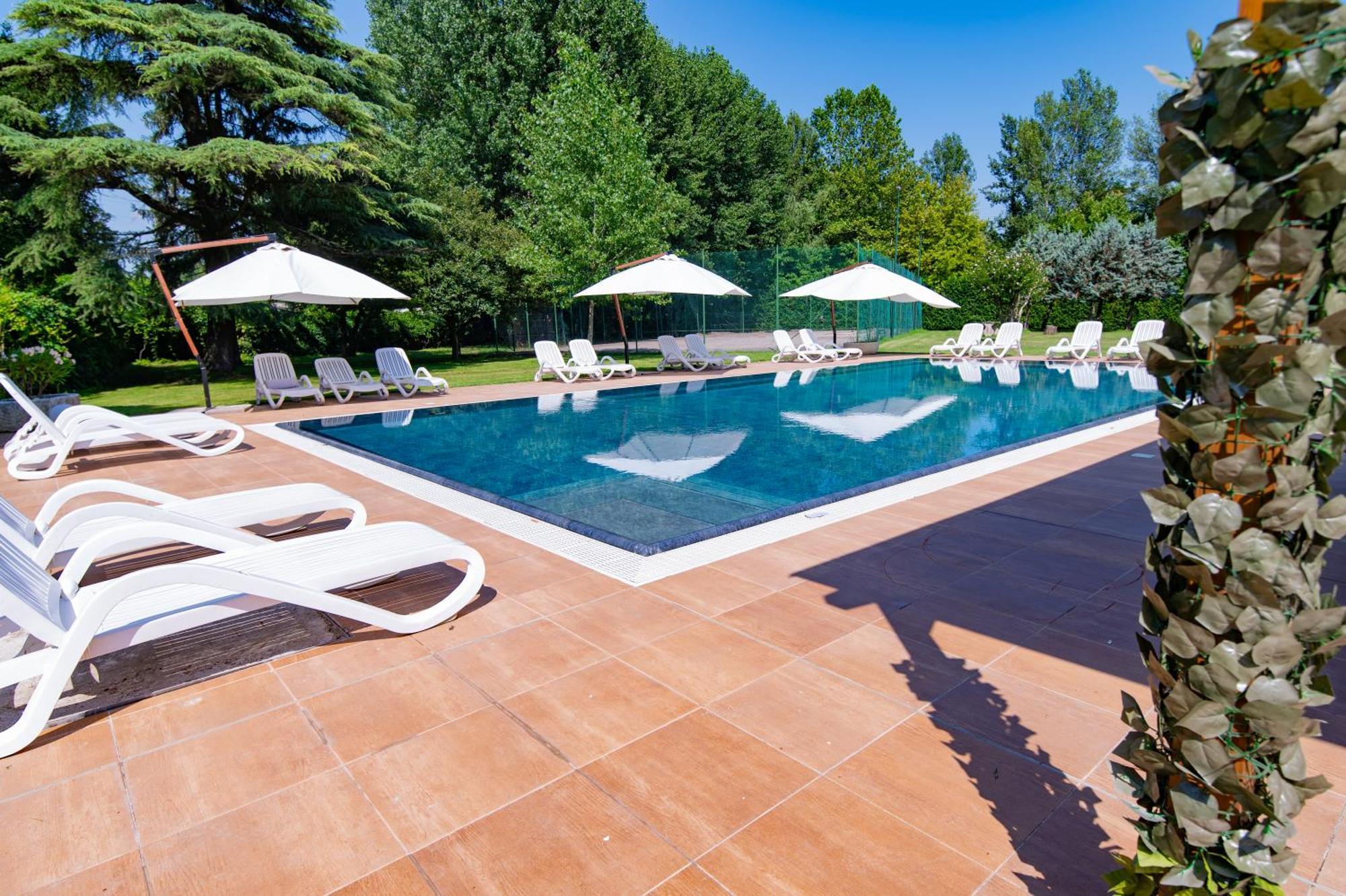 Villa Vitti'S - Verona Est Camping San Martino Buon Albergo Exteriör bild
